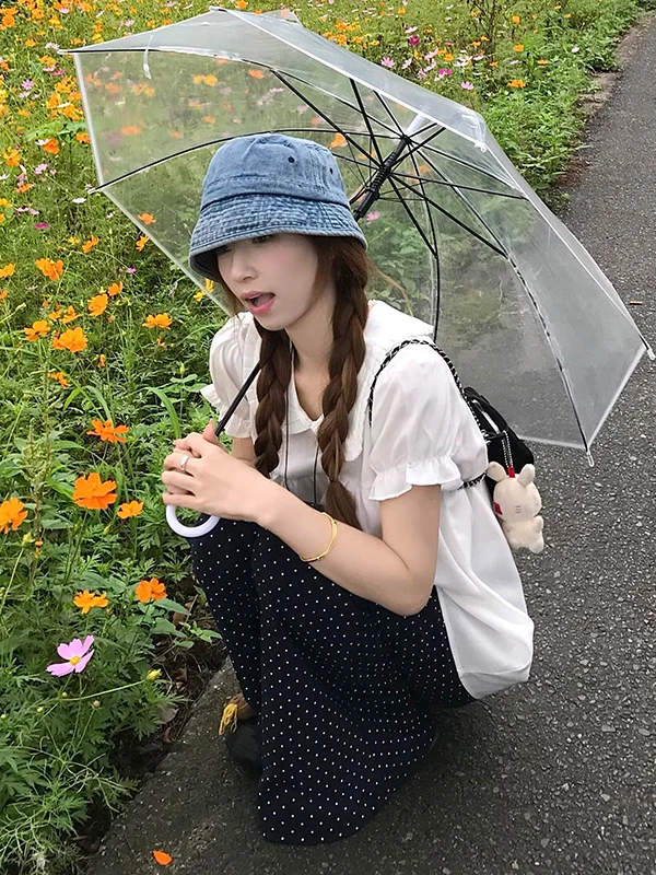 ドット ワイドパンツはどんな風に着る？長身向けのネイビー・フレアデザインが解決する通勤とレジャーの悩み