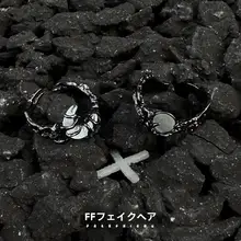 独特なデザインのペアリング【暗黒テーマ・月と太陽モチーフ・高級感あり】