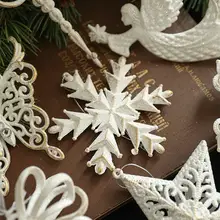 白色の異形飾り 金粉の天使の翼の掛け飾り【クリスマスツリー用・装飾品】