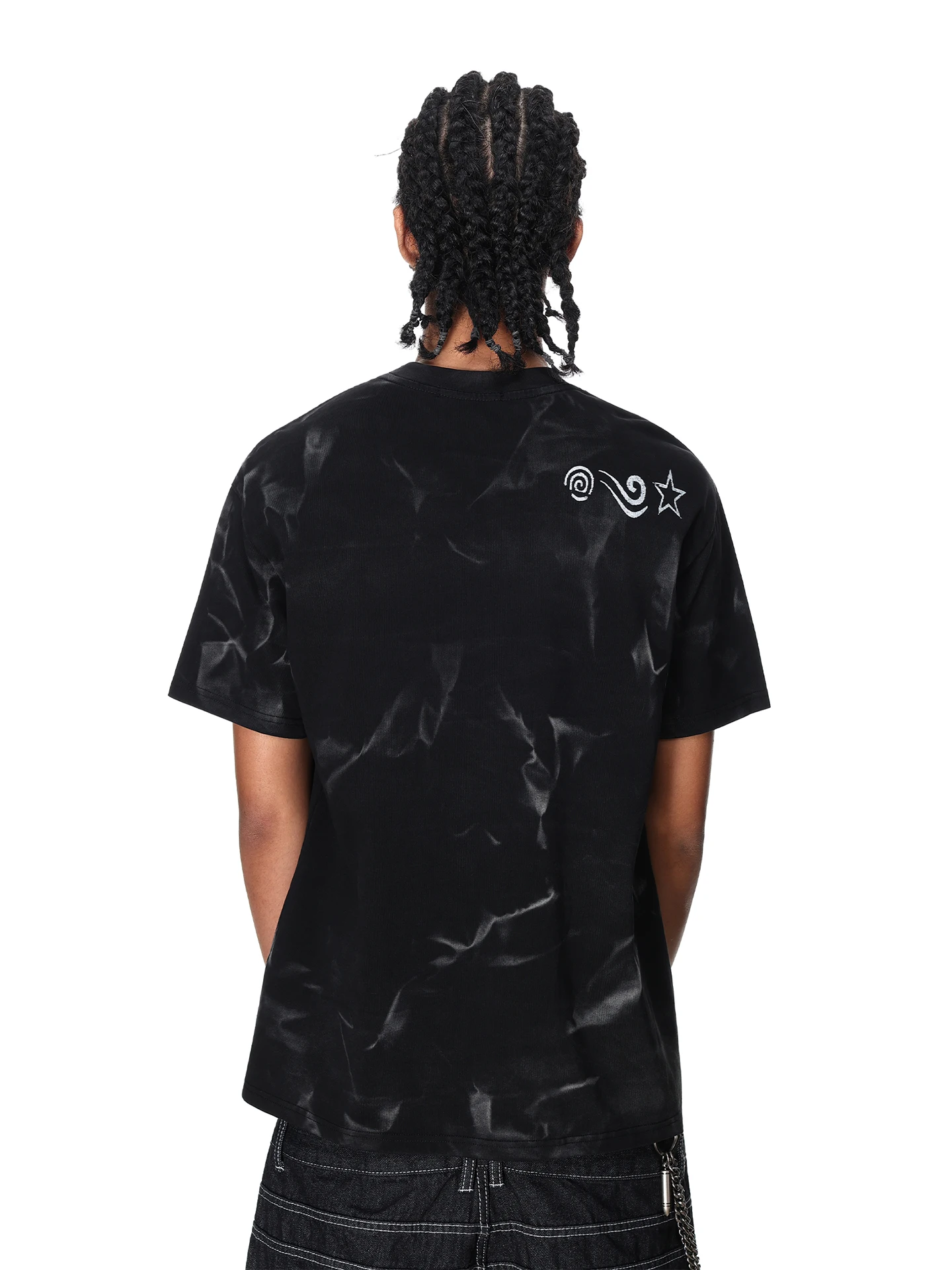 色あせしたTシャツを元に戻すのは無理？ドット柄のTシャツで夏のスタイルを「復活」させる方法とは？