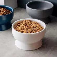 可愛いデザインの猫用陶器ボウル【飲水・餌用・犬にも適応・防止設計】