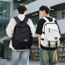 大容量軽量リュックサック【大学生向け・PC対応・旅行用】