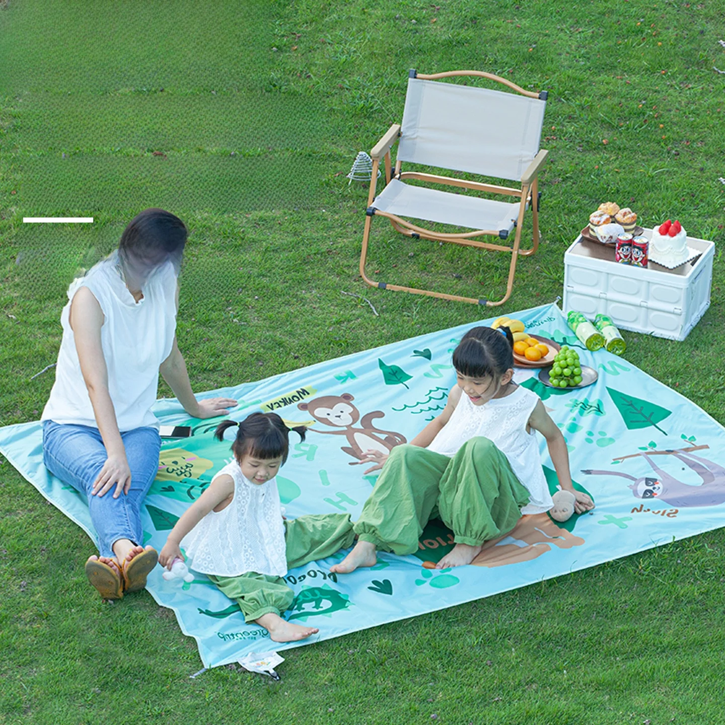 親子用ピクニックマ  ット：子供とキャンプで安心して使える軽量防水マット