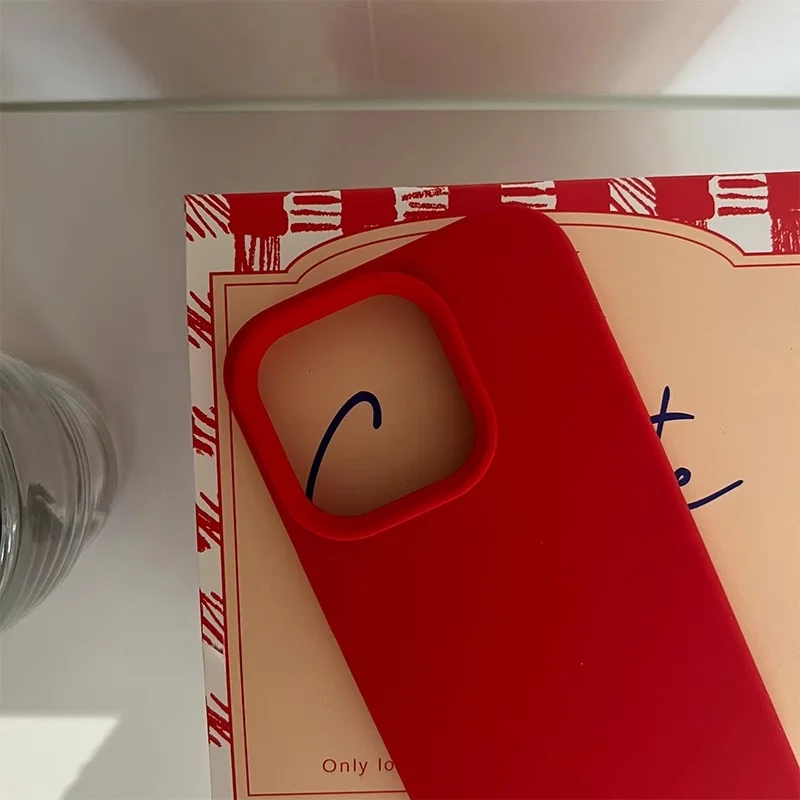 スマホケース品質レビュー｜液体シリコン製が本当に耐久性に優れる？徹底解説