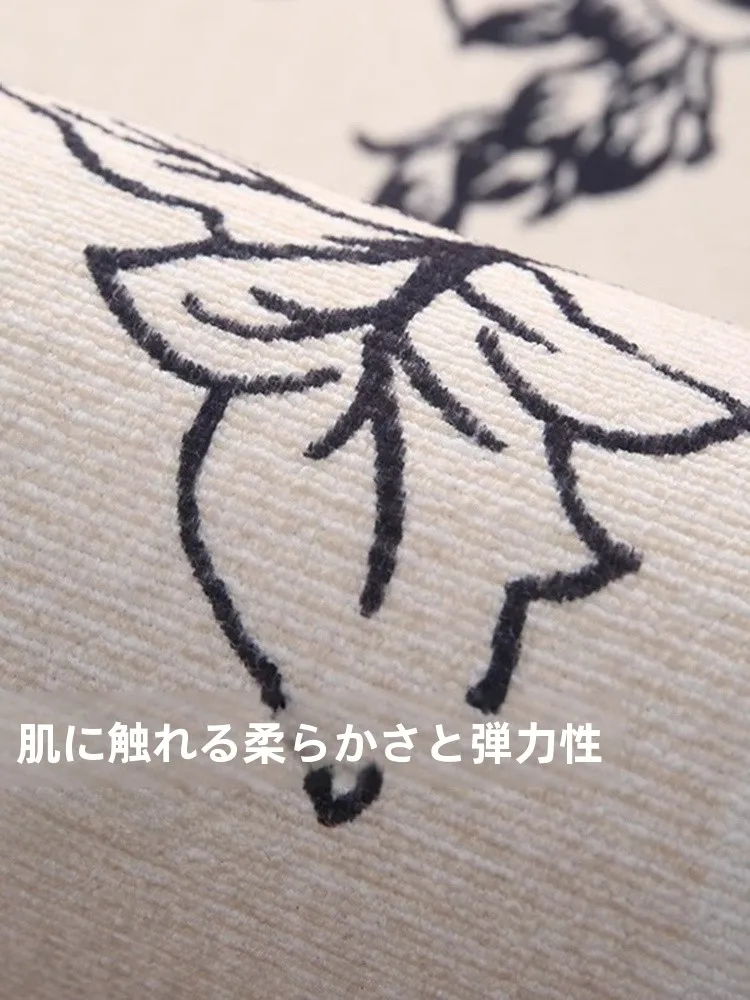 防水加工の高級感ある中式ヴィンテージ風カーペット：滑り止め・耐磨耗・音吸収機能を備えた実用性評価