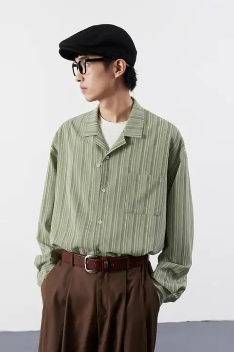 枯草色のストライプ模様 長袖シャツ【フィット・春夏向け】