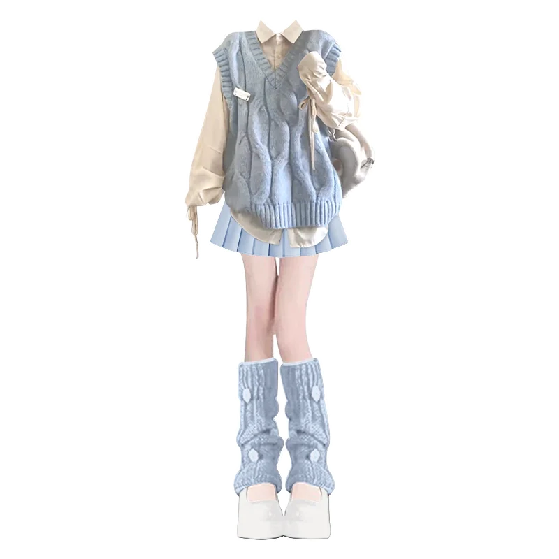 2026春コーデ10代が選ぶ、ぽっちゃりでも着痩せできる学院風ブルーミニワンピースは？