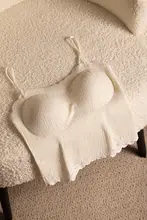 レースデザイン セクシーキャミソール【胸パッド付き・美背・細肩ひも・ホワイト】