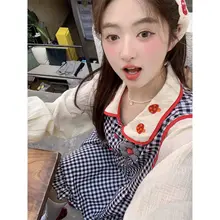 ストロベリータルト風デザインのチェック柄ドールカラーＡラインワンピース【秋用・ゆったり仕様】