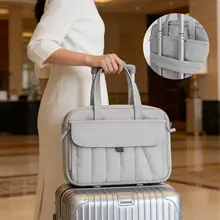 ノートパソコン用バッグ【女性向け・１４インチ・１６インチ・タブレット対応・防水・衝撃吸収】