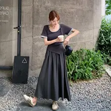 深灰色の擬似2ピースデザインワンピース【フレンチスタイル・ウェストタイト・Aライン・長袖】（セットアップ対応）