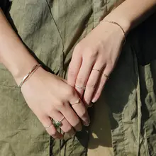 純銀製極細宝石リング【オリジナルデザイン・スタイリッシュな重ね付けに最適】