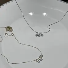 円形の微細なジルコニアネックレス【シンプルなデザイン・925銀使用】