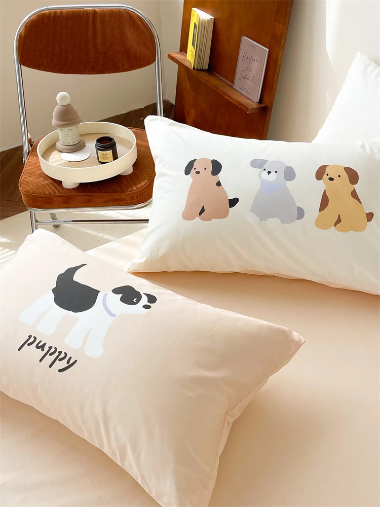 かわいい犬のイラストの純綿ピローケース：おしゃれな犬グッズ選びにおけるデザインと機能のバランス