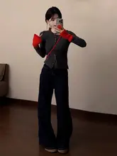 秋冬向けのユニークな配色のラウンドネックカーディガン【細見えデザイン・ニットインナー】