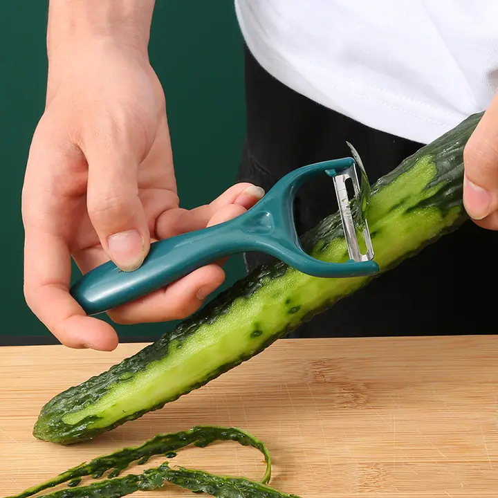 多機能ステンレススチールピーラー【果物・野菜向け・キッチン用】