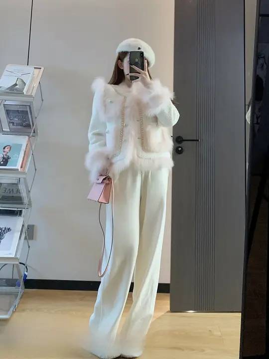 簡約デザインの高腰ワイドパンツ【フィット・柔らかい生地】