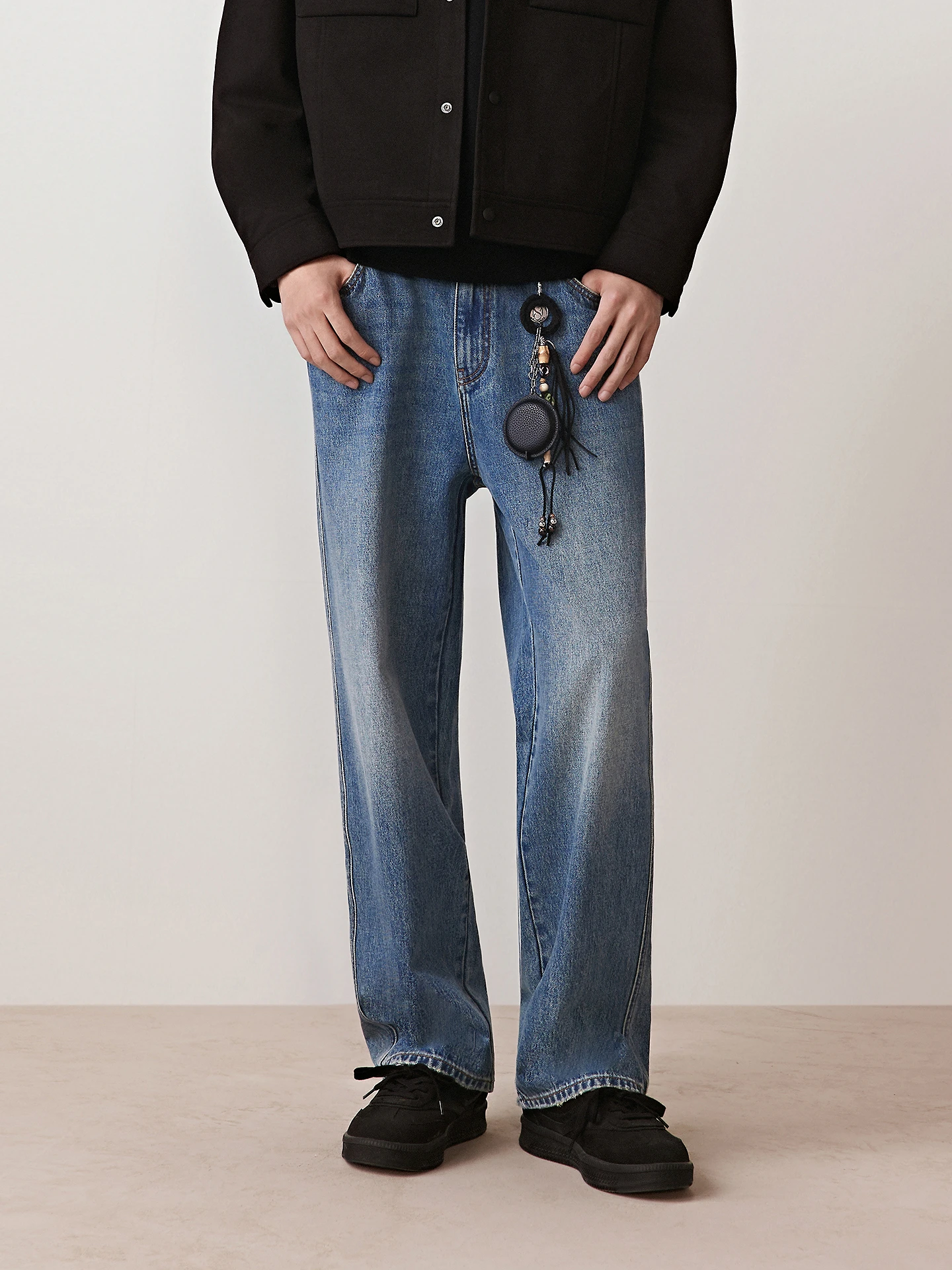 40代の男性が着るべきブランドメンズ服は？ヴィンテージ風のカジュアルスタイルが解決する