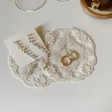 ビンテージ刺繍レース小物マット【キャンドル敷物・アクセサリー収納用】