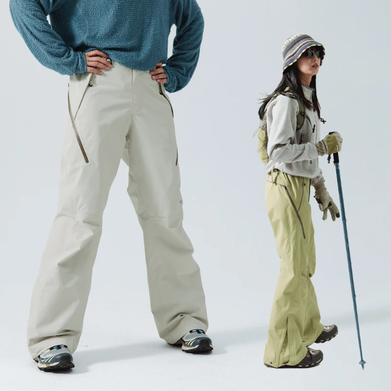 軽装登山で体を守るには、この1本が鍵？