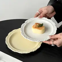 フランス風ビンテージケーキプレート【浮き彫りデザイン・陶器製・上品なスタイル】
