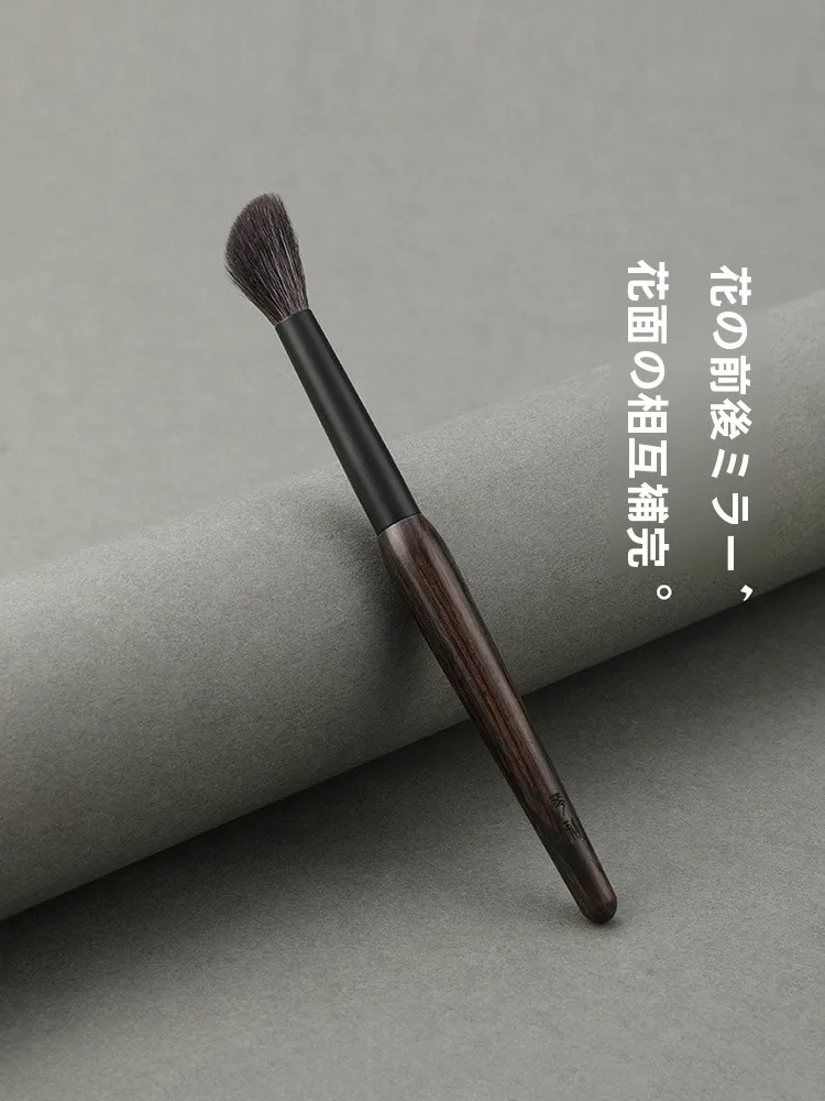携帯用鼻影用メイクブラシ：おすすめの便携型ボカシブラシ選びの実証と比較