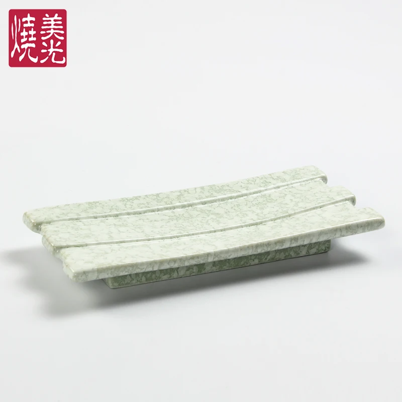 美光焼き和風陶器寿司プレート：使い捨て醤油皿としての実用性とデザイン性