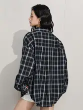 レトロチェック柄長袖シャツとタンクトップのファッションコーディネート（セットアップ対応）