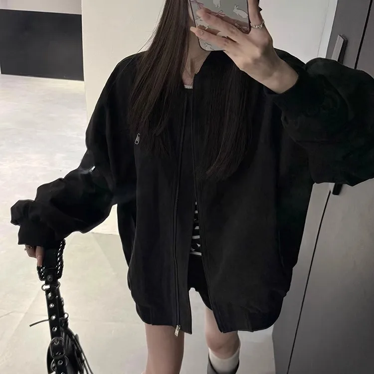 かっこいい服装 メンズ どう選ぶ？黒いオーバーサイズジャケットが通勤とプライベートで活躍する理由
