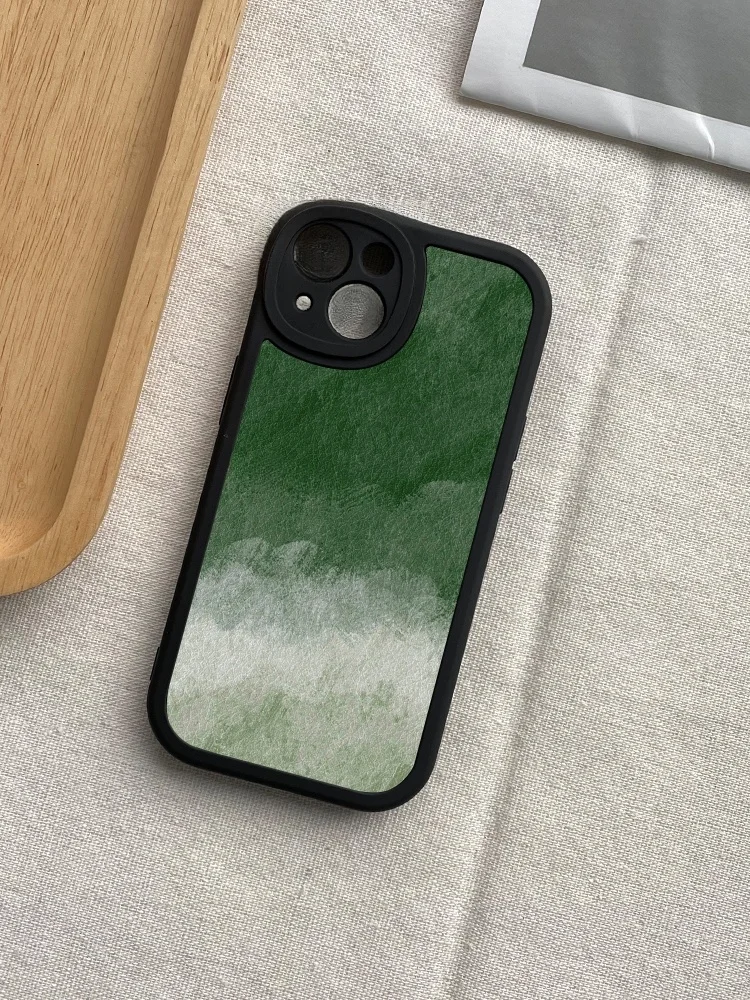 アート風の油絵デザイン iPhone用ケース：復古風のラムスキンが提供する美しさと保護力