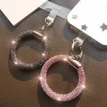 煌めくダイヤモンドリング付きスマホストラップ【おしゃれ・キーリング・アウトドア用・カメラアクセサリー・頑丈】