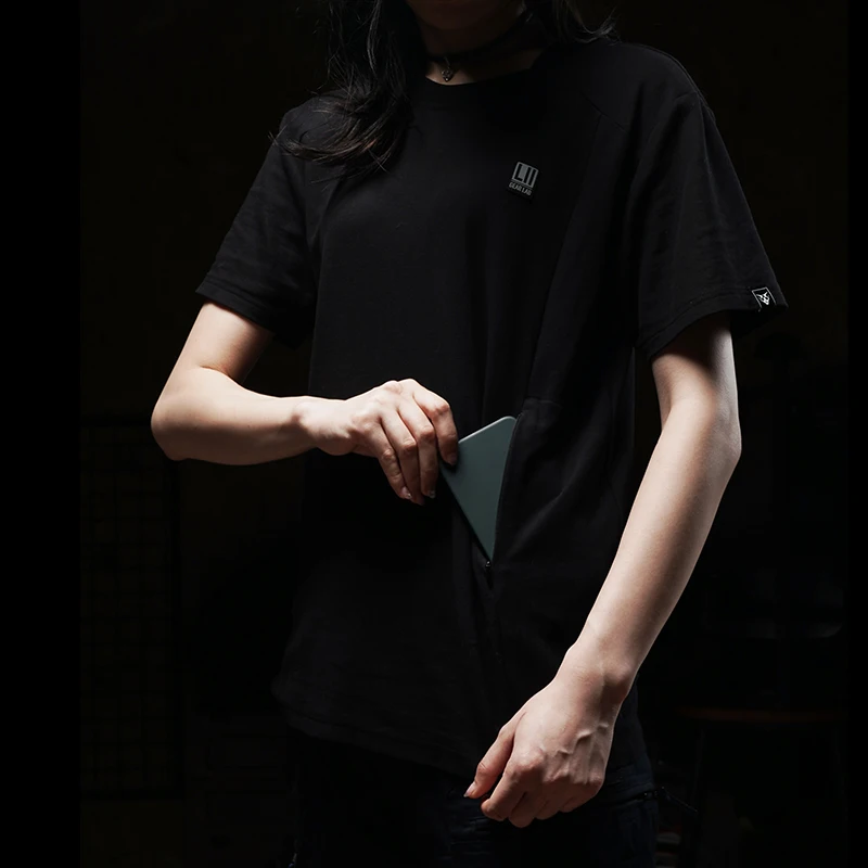 アウトドアTシャツはどんな素材がおすすめ？純棉の軽さと通気性が本当の魅力