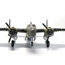飛行機模型【アメリカ B25B爆撃機の組み立てキット・詳細なパーツ】