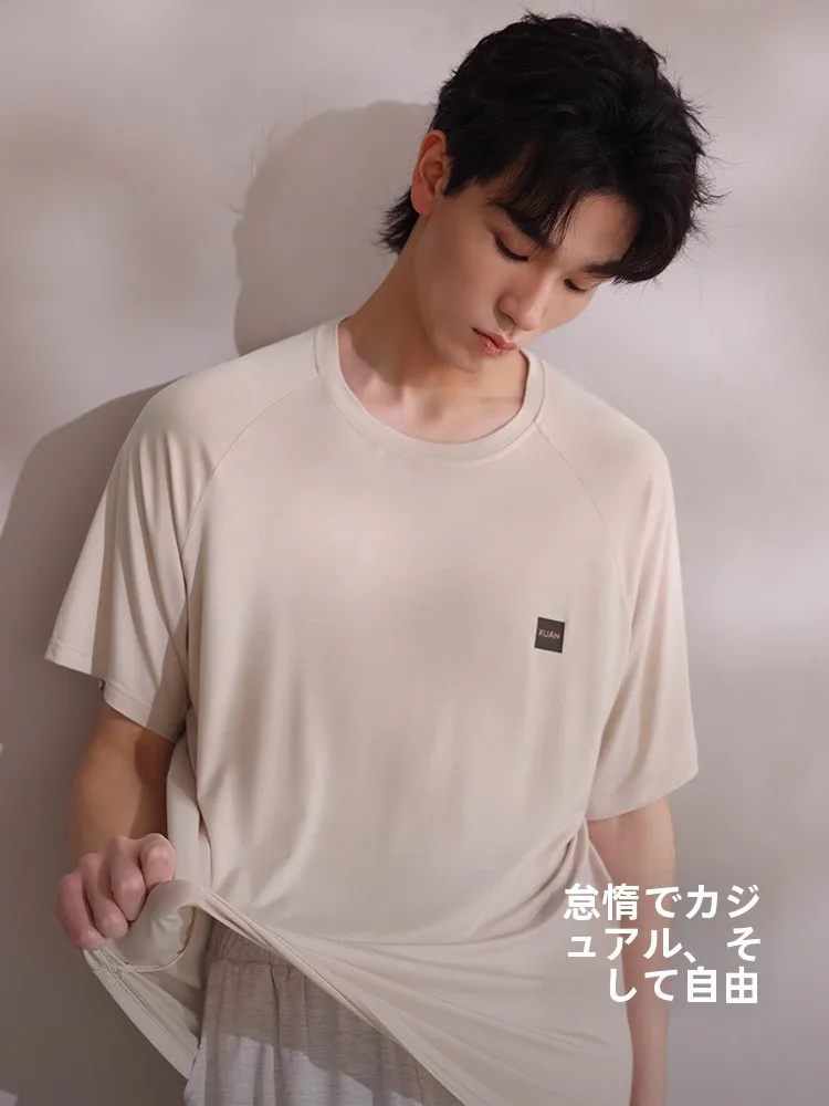 夏の寝るときの服は、本当に涼しいもので決めるべき？