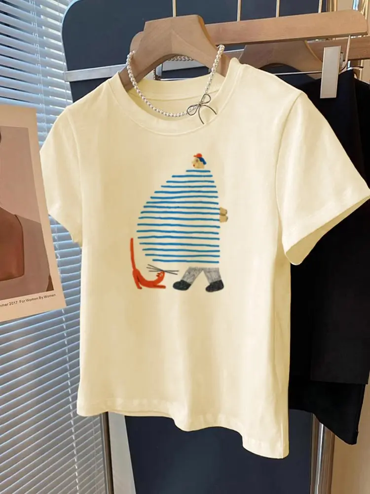 夏壁面 かわいい どう選ぶ？キャラクター柄のTシャツが空間を彩る理由とは