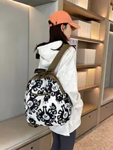 大容量のファッショナブルな女性用リュック【旅行・カジュアル用・コンパクトデザイン】