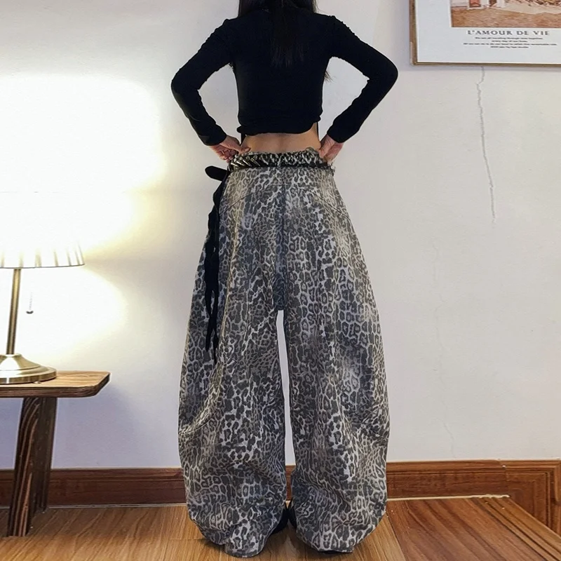 ストリート パンツにどんな風に着るか？ヴィンテージ風デニムが日常を彩る理由