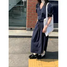 レトロなウエストシェイプのドット柄Vネック中長丈ワンピース【Aライン・カジュアル通勤用】