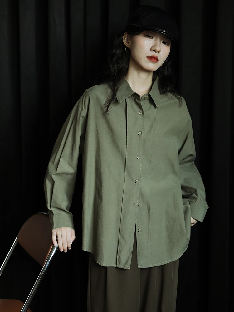大人可愛い服 40代コーデ | レトロ長袖シャツで実現する、心の余裕をもたらすスタイル