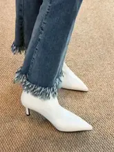 ショートブーツ レディース 本革 ポインテッドトゥ 細ヒール ストレッチ フレンチ風 きれいめ 上品 すっきりシルエット ブラック 着回し