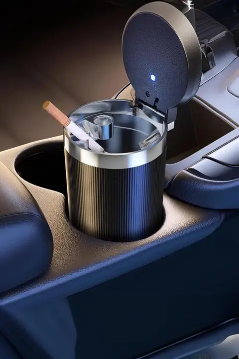 車載用高級感のある蓋付き灰皿【多機能・インテリア用品】