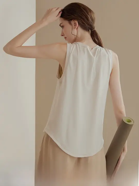 夏用 アクティブウェア・女性用速乾タンクトップ【ヨガ・トレーニング・ランニング対応】