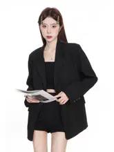 黒のブレザー【カジュアルデザイン・フィット・女性用】