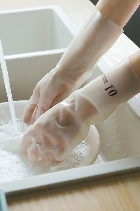 手袋 女性 家事 清掃 素材 ニトリルゴム 防水 通気性