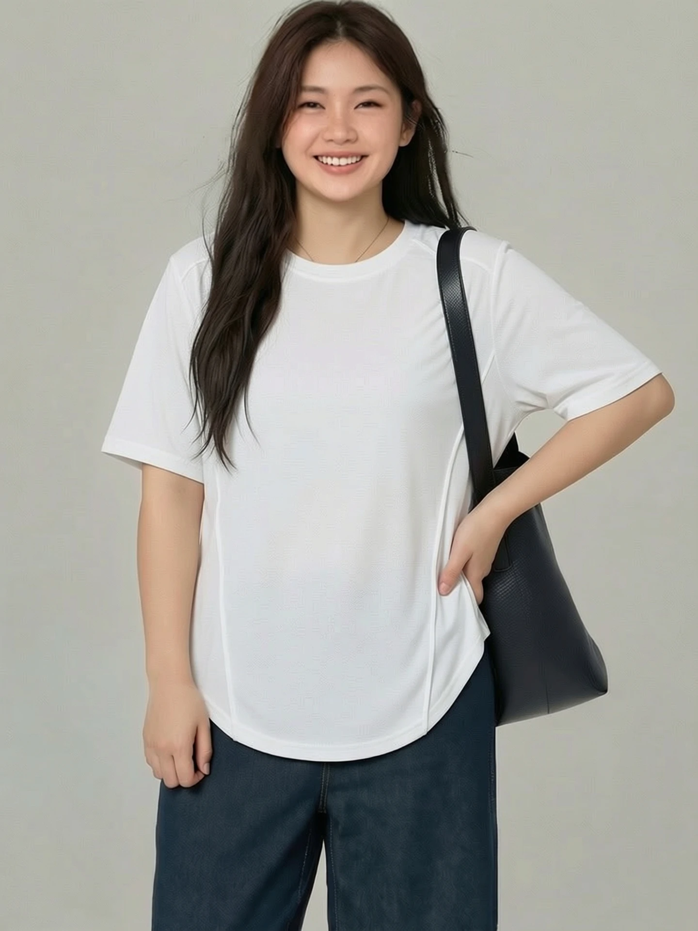 夏の重ね着に欠かせないTシャツは、どう選ぶ？