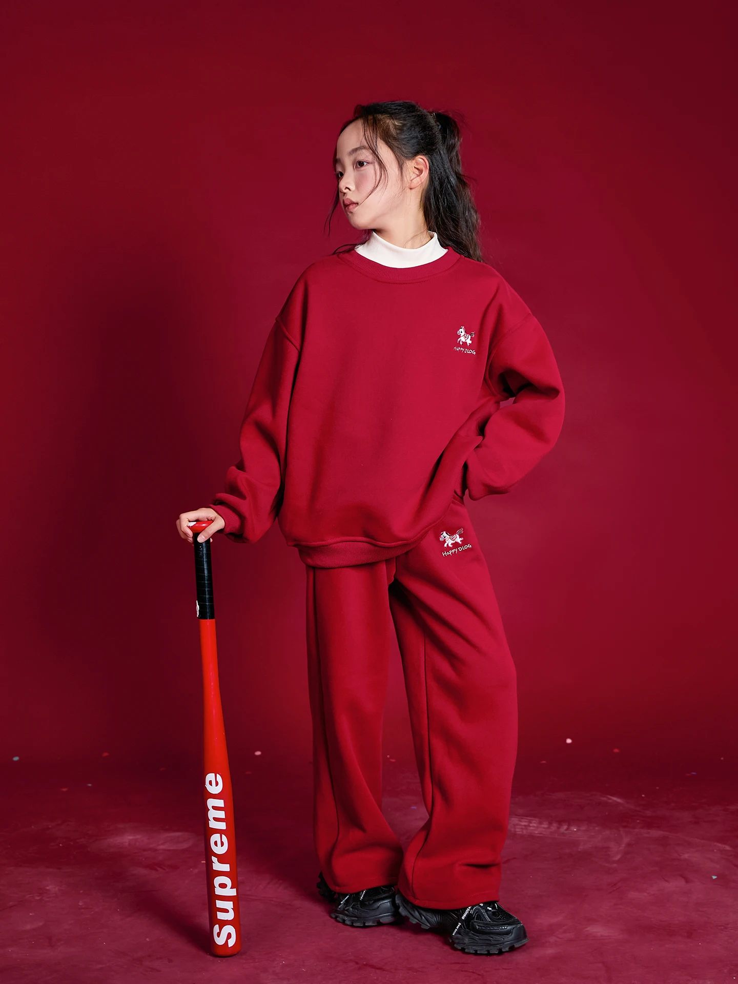 女の子用新年衣装【赤・冬季用・可愛いデザイン】（セットアップ対応）：冬季通学に最適な可愛いデザインのセットアップとは