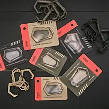 アウトドアキャンプ用D字型フック【バックパック用・便利なクリンチフック】