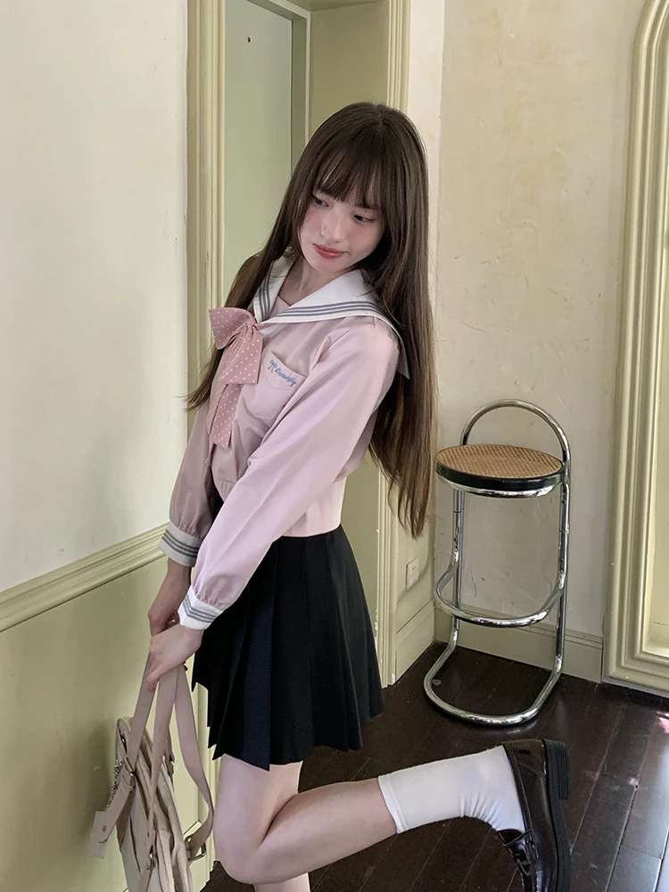 中古制服と新品制服の違いは？甘美なピンクセーラー服で答えを知る