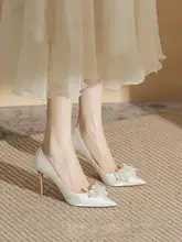ウェディングシューズ レディース サテン フラワーモチーフ 細ヒール 上品 結婚式 ホワイト