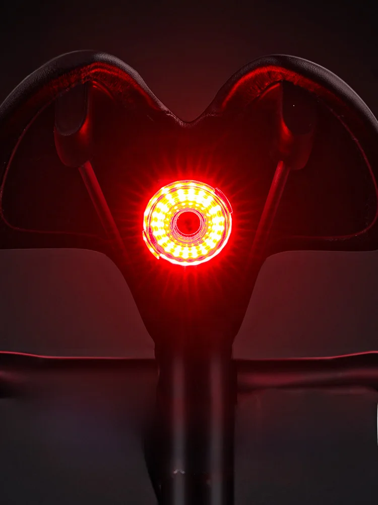 ロックブラザーズ 自転車用テールライト：スマートセンサー搭載モデルの実用性と安全性解析